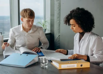 pexels-mikhail-nilov-8297474 (1)